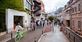 Menjelajahi Cat Street Tokyo: Belanja dan Bersantai, Xperience Team